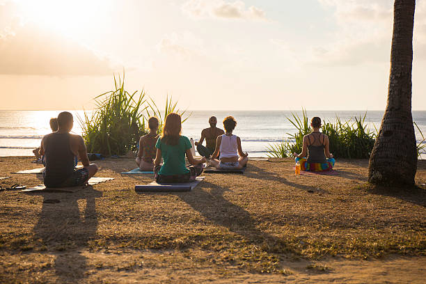 Meditacion en la playa con Quedadas Malaga